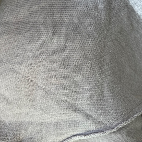 Alo Shorts - Picture 4 of 5